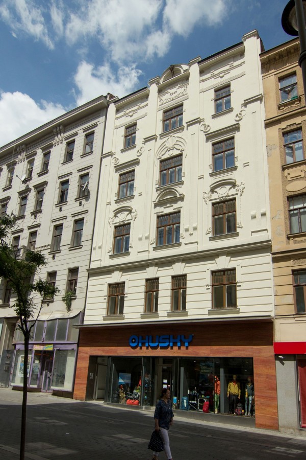 Pronájem bytu Orlí 13 (č.7)