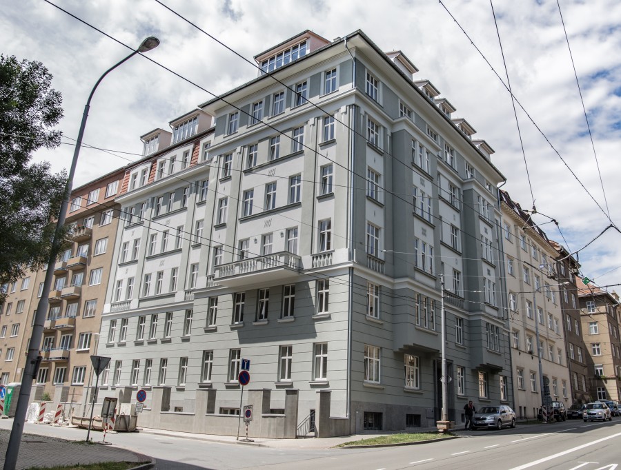 Pronájem bytu Úvoz 21 (č.001)